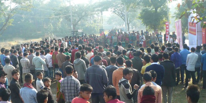 ইউপিডিএফের ১৬তম প্রতিষ্ঠাবার্ষিকী অনুষ্ঠানে অংশগ্রহণকারীদের একাংশ ইউপিডিএফের ১৬তম প্রতিষ্ঠাবার্ষিকী অনুষ্ঠানে অংশগ্রহণকারীদের একাংশ